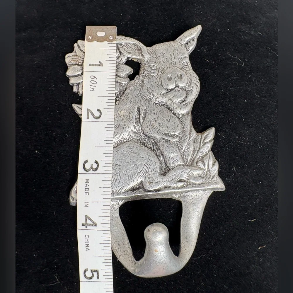 Vintage Carson Pewter Pig with Sunflower Wall Hook